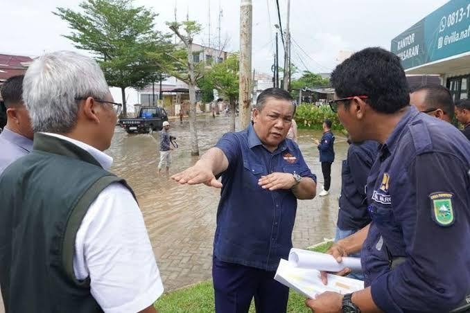 Ada Pihak Yang Mengkritisi Pembangunan Jalan Untuk Rakyat 
