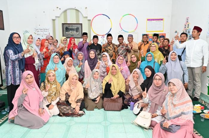 Dukung Program Abdul Wahid - SF Hariyanto 
