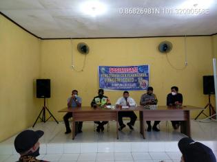 Serda Suriyadi Bersama Perangkat Kampung Bekalar Ikuti Rapat Penanganan Prokes