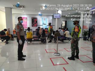 Cegah Covid 19, Koptu Dedi Terapkan Aturan Prokes di Pasar Tuah Serumpun KM 4 Perawang