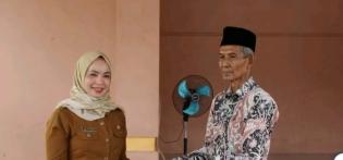 Pemerintah Desa Senderak Lepas Purna Tugas Kepala Dusun Mekar Dengan Kehangatan 