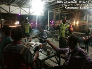 Cegah Penyebaran Covid, Babinsa Koramil 11 Kandis Gelar Prokes Di Rindu Alam