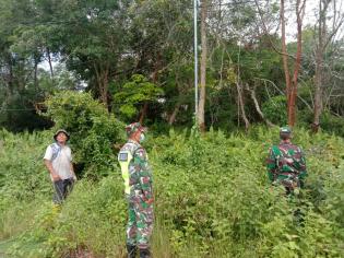 Pantau Titik Api, Babinsa Desa Air Putih Kembali Lakukan Patroli Karlahut