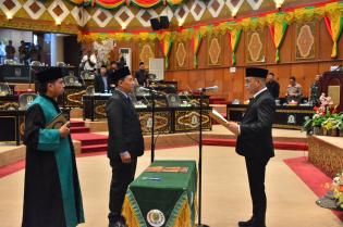 Rapat Paripurna DPRD Provinsi Riau, Pengucapan Sumpah/Janji PAW Anggota Fraksi Partai Demokrat